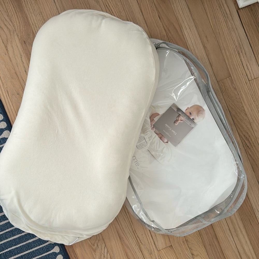 Snuggle Me Organic Infant Lounger and Cover